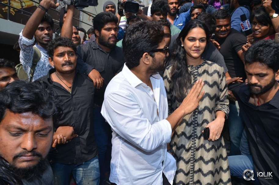 Celebs-at-Khaidi-No-150-Movie-Screening